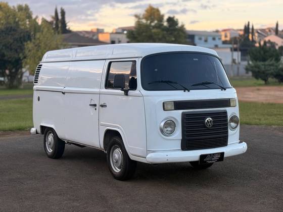 VOLKSWAGEN KOMBI 1.4 MI FURGÃO 8V FLEX 3P MANUAL